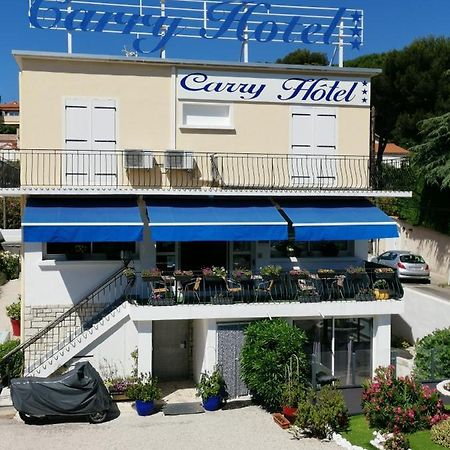 Carry Hotel Exterior foto